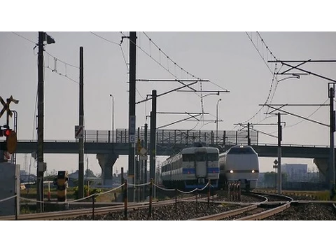 速報683系しらさぎ、413系普通、ef81牽引貨物
